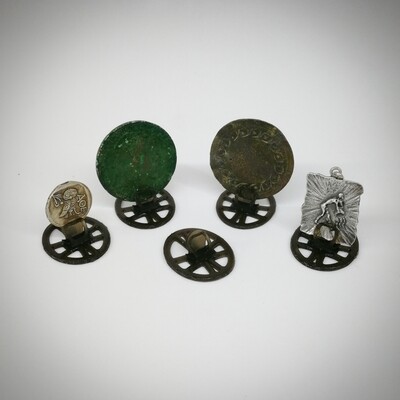 Coin holder (various)