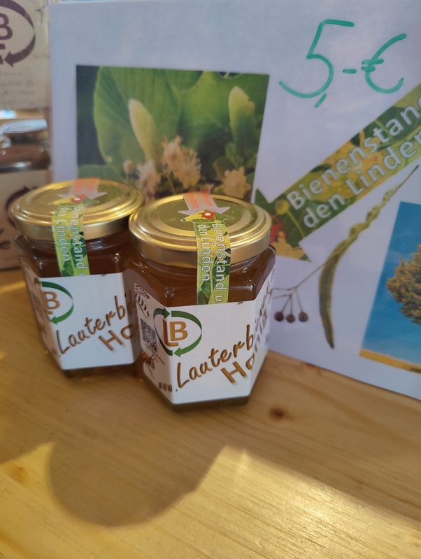 Honig, Bienenstand unter den Linden Honig, Bienenstand unter den Linden