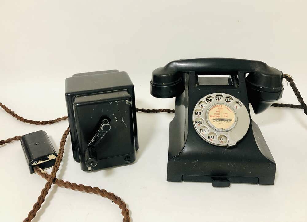 Original Antique GPO 332 Bakelite Telephone