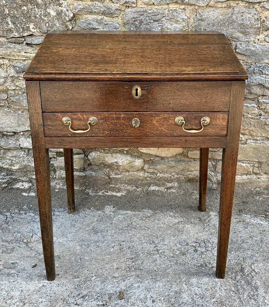 Georgian Oak Clerk’s Desk