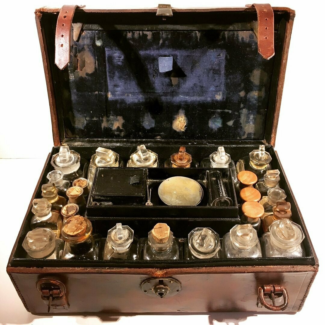 Antique Victorian Leather Doctors Apothecary Case