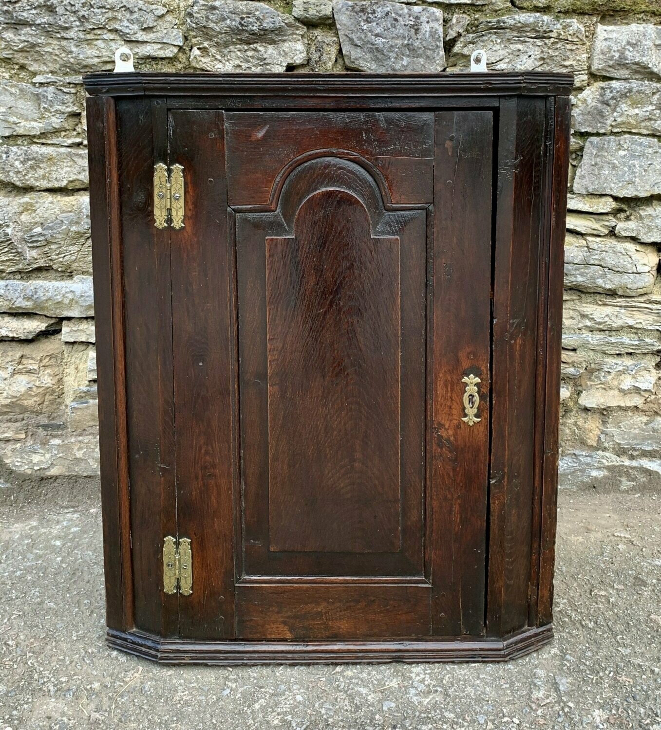 Georgian Oak Hanging Corner Cupboard