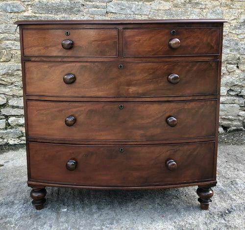 Victorian Mahogany Bow Front Chest of Drawers
