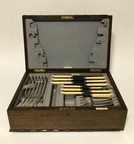 Walker and Hall 6 Place Setting Canteen of Cutlery
