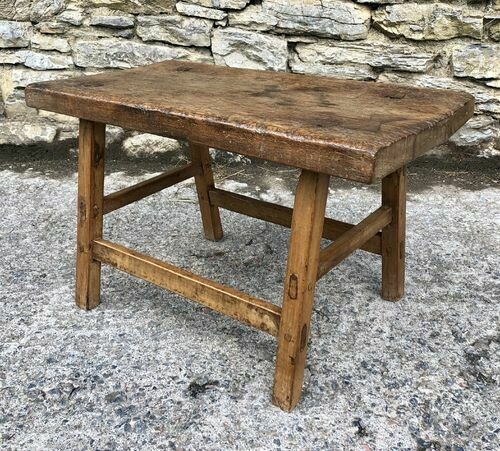 Primitive Slab Top Pig Table