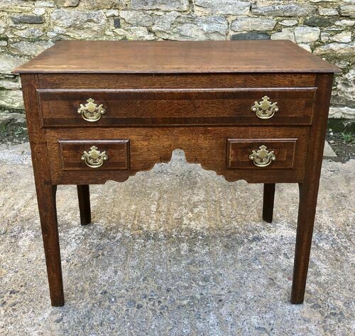 Georgian Oak Crossbanded Lowboy