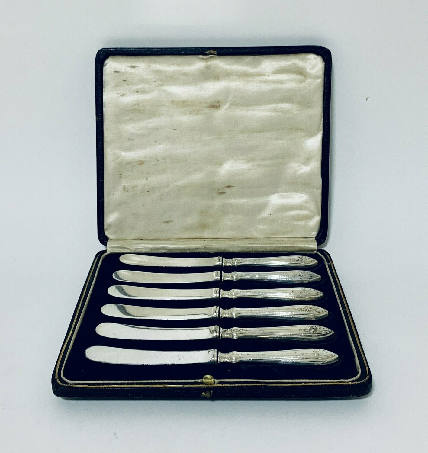 Set of 6 Antique Sterling Silver Butter Knives