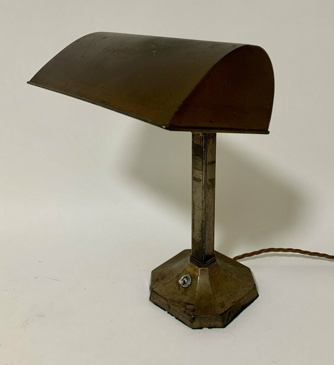 Antique Bankers Style Desk Lamp