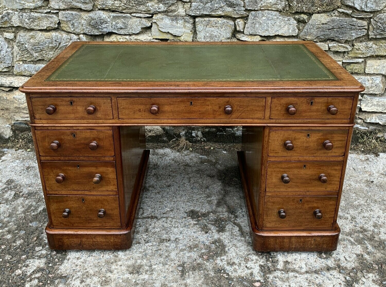 Victorian Mahogany Pedestal Desk