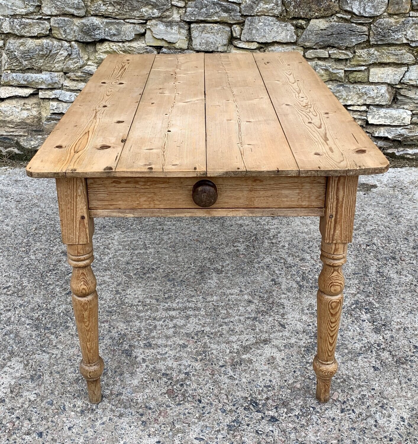 Victorian pine deals kitchen table