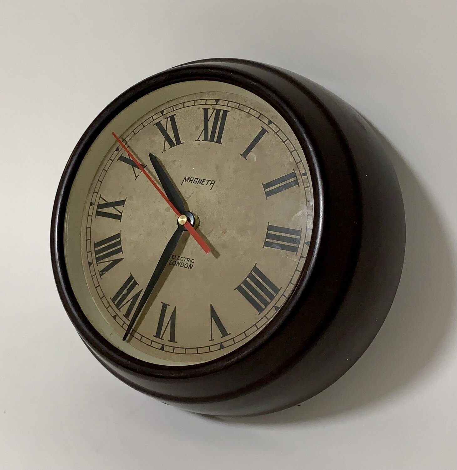 Vintage Magneta Bakelite Clock