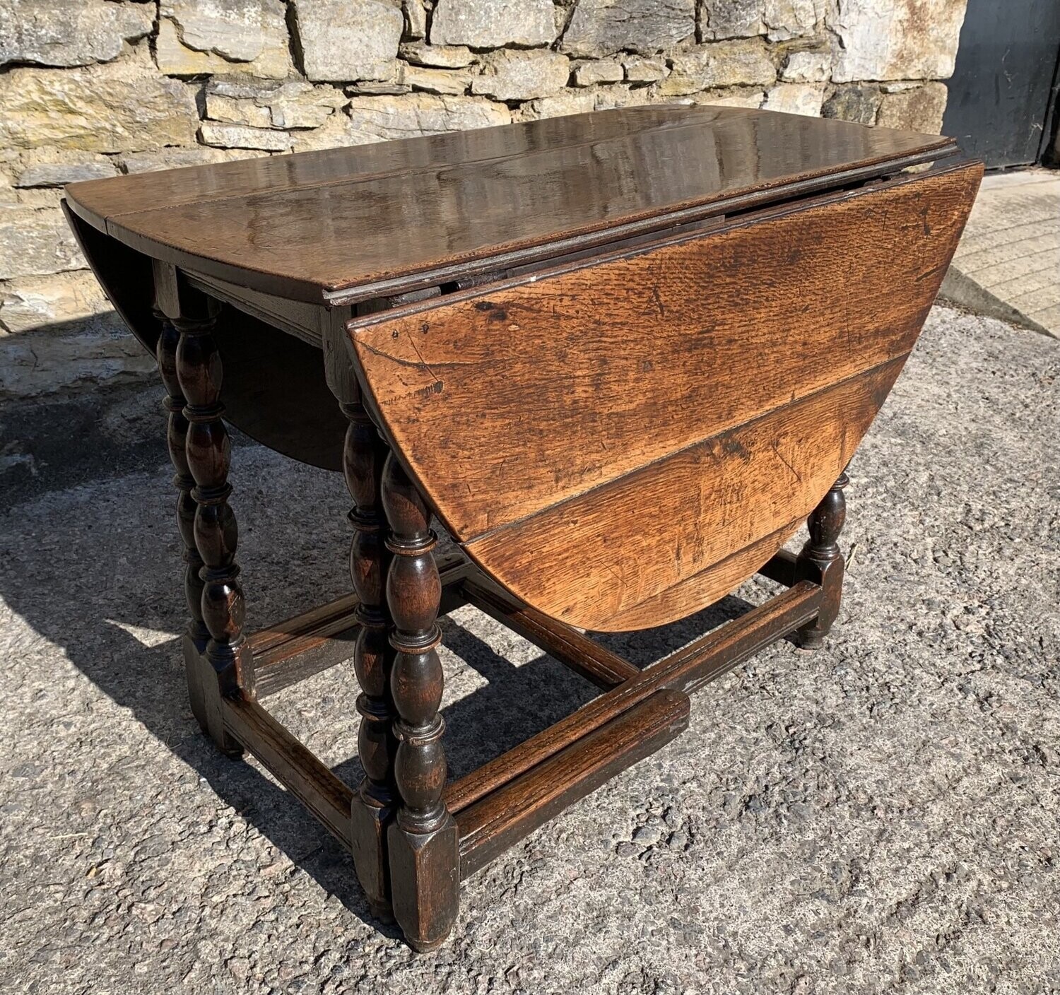 18th Century Oak Gateleg Table