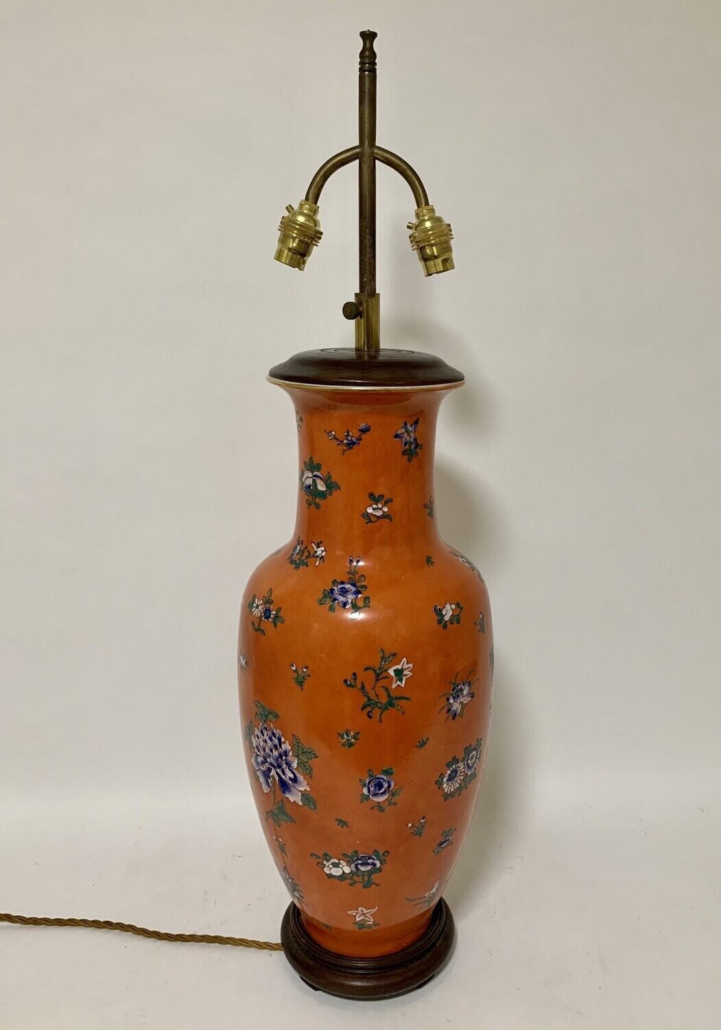 Large Japanese Vase Table Lamp