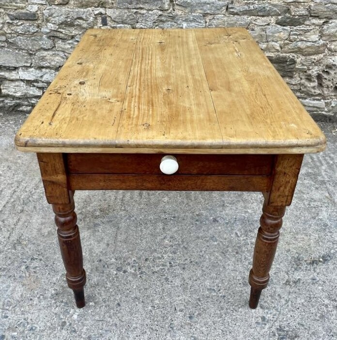 Victorian Pine Farmhouse Table