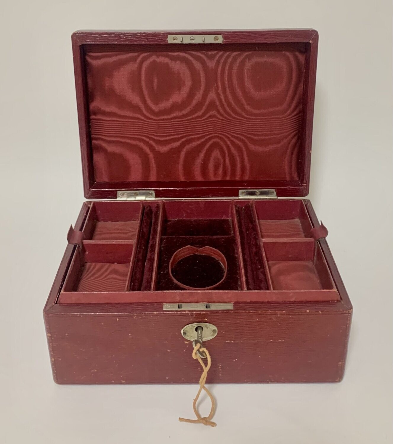 Vintage Leather Fitted Jewellery Box