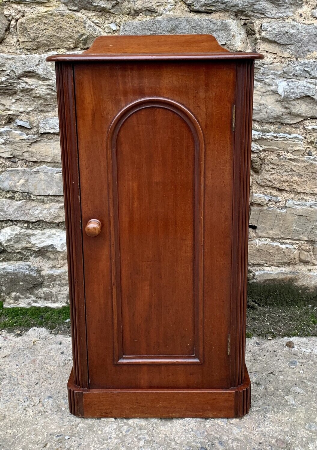 Victorian Mahogany Pot Cupboard