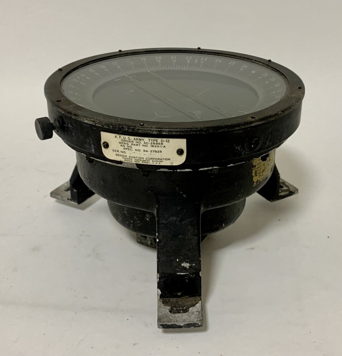 Antique WW2 Type D-12 US Army Compass