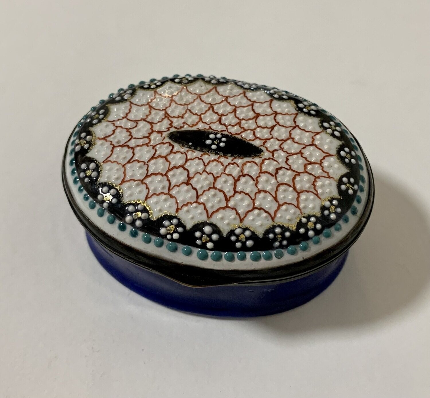 Georgian Bilston Enamel Patch Box