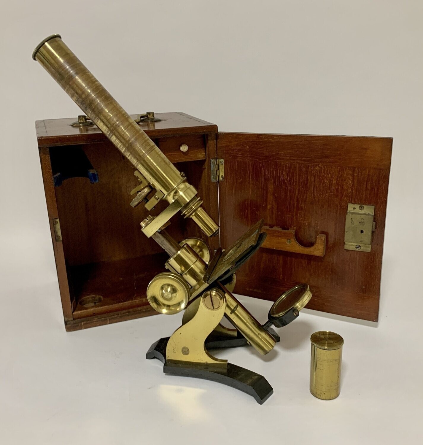 Antique Bar Limb Microscope