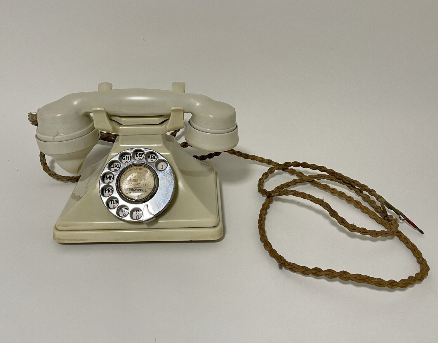Original Bakelite GPO Ivory Telephone 164L