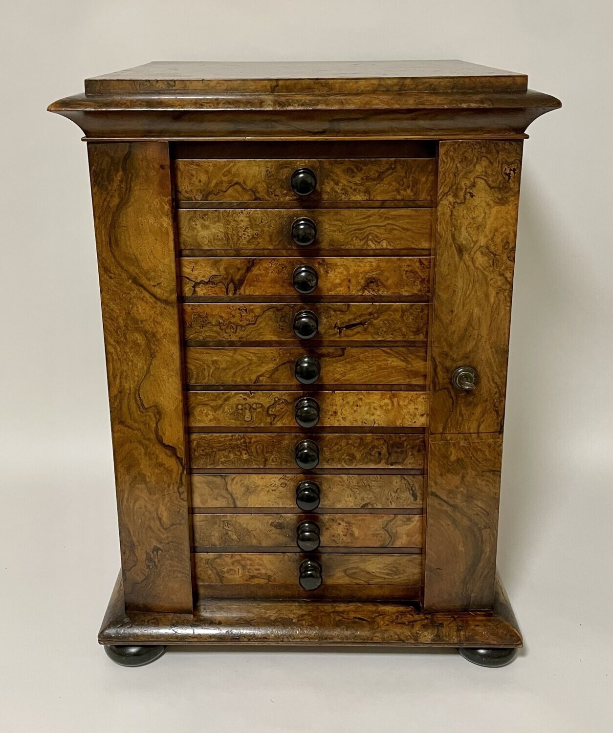 Victorian Burr Walnut Tabletop Wellington