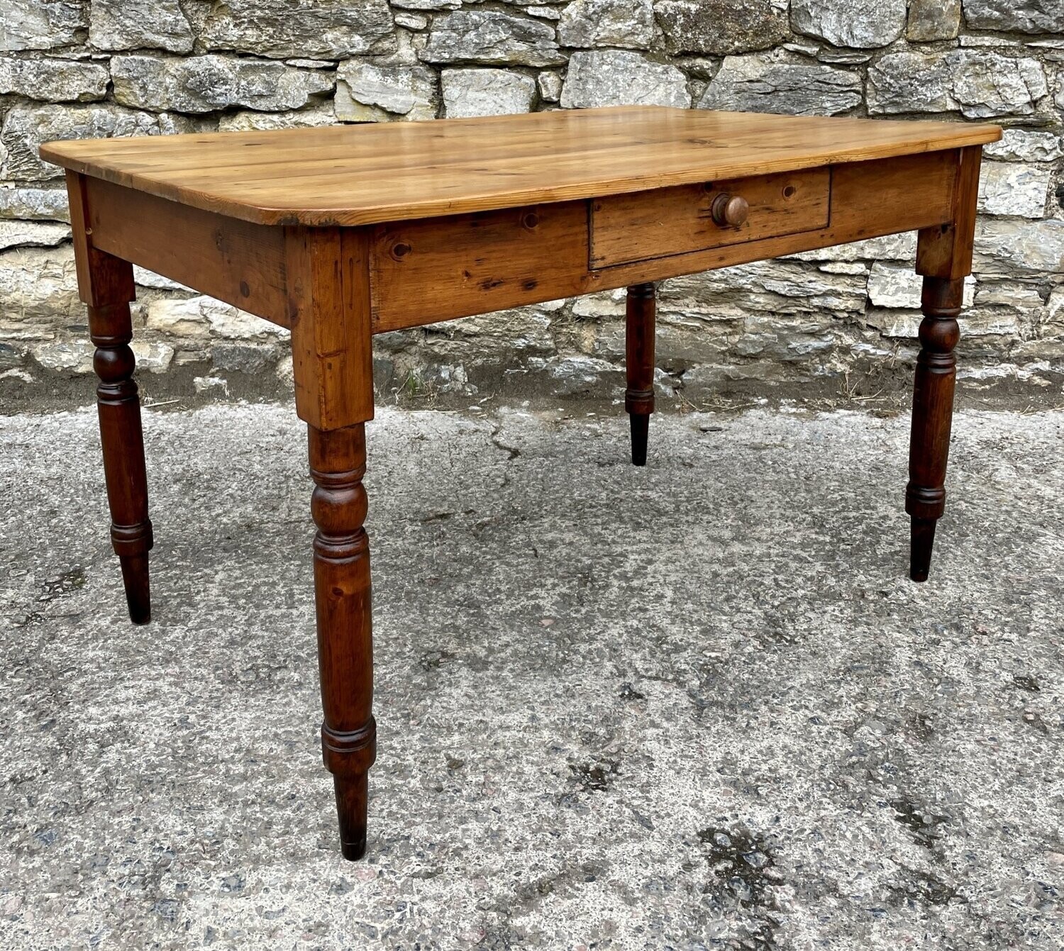 Victorian Pine Farmhouse Table