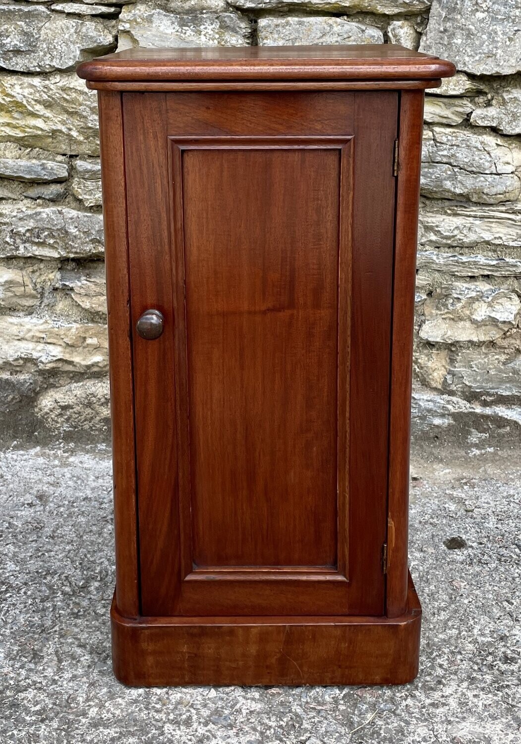 Victorian Mahogany Pot Cupboard