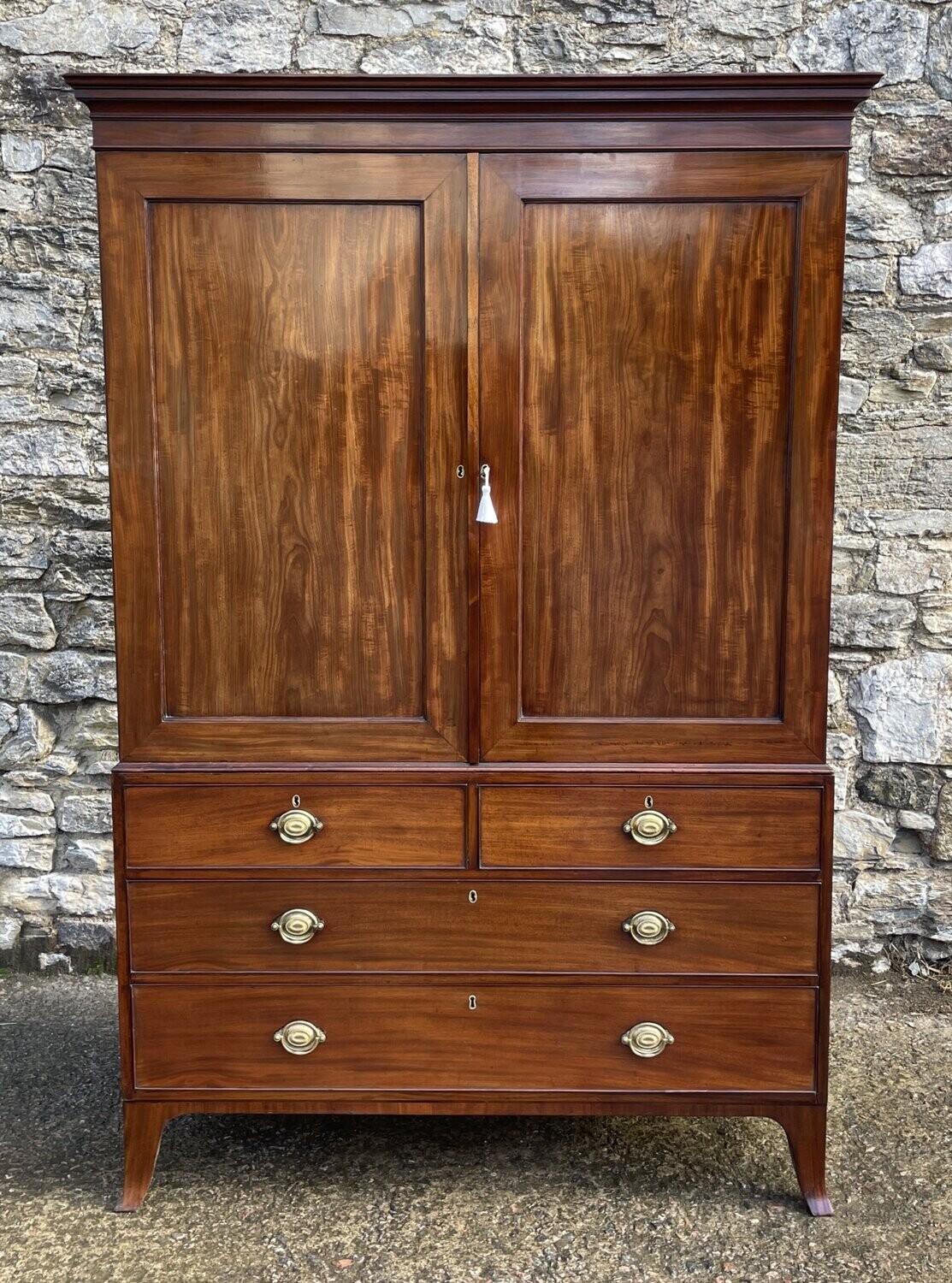 Regency Mahogany Linen Press