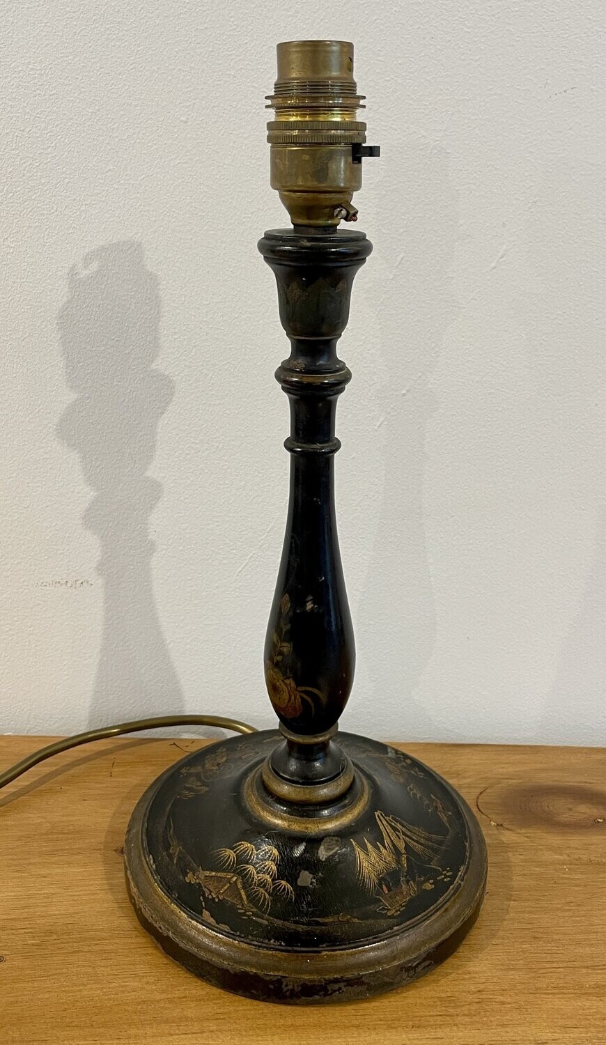 Antique Chinoiserie Table Lamp