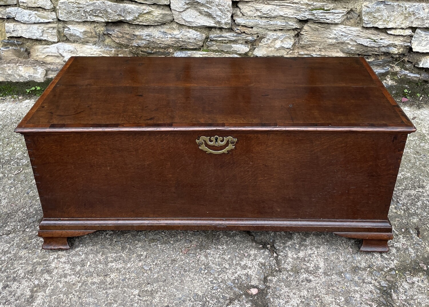Georgian Oak Crossbanded Blanket Chest