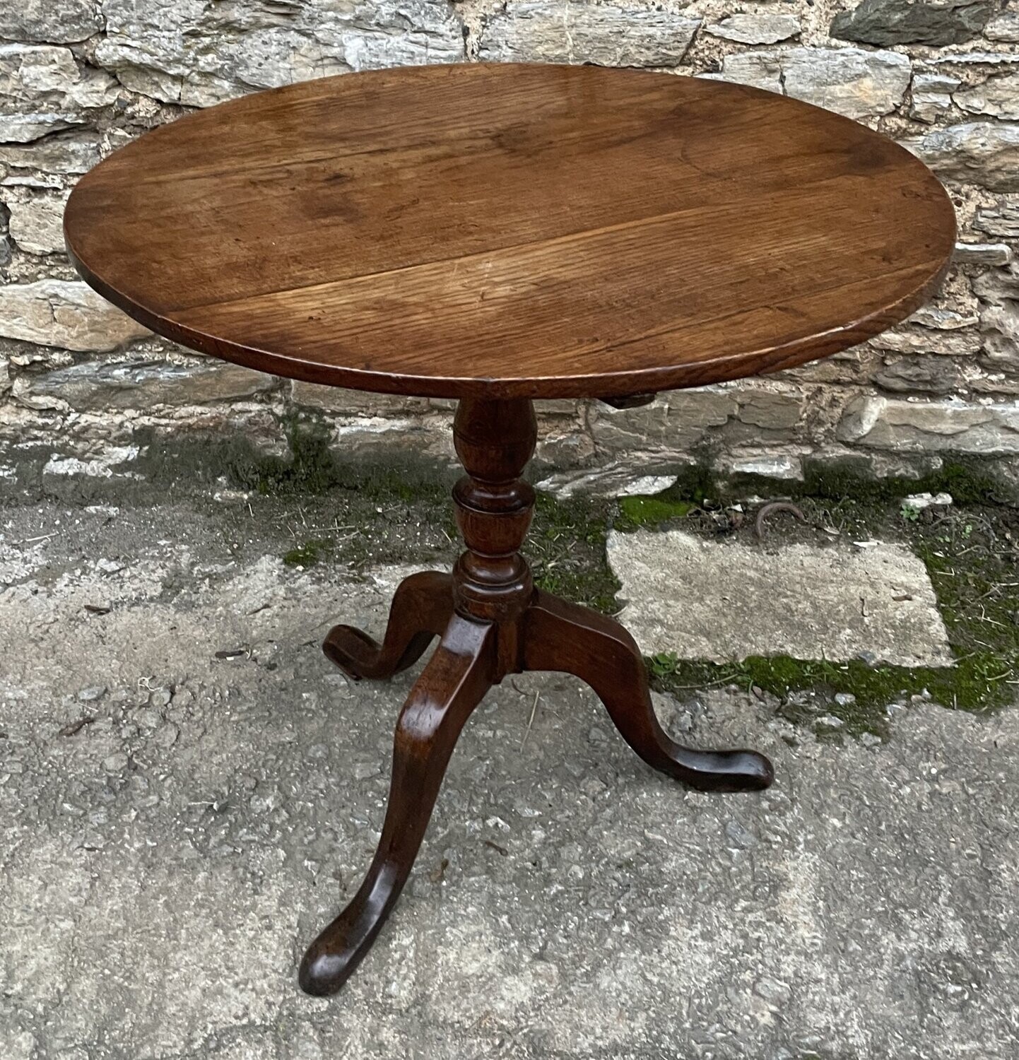 Georgian Oak Tilt Top Table
