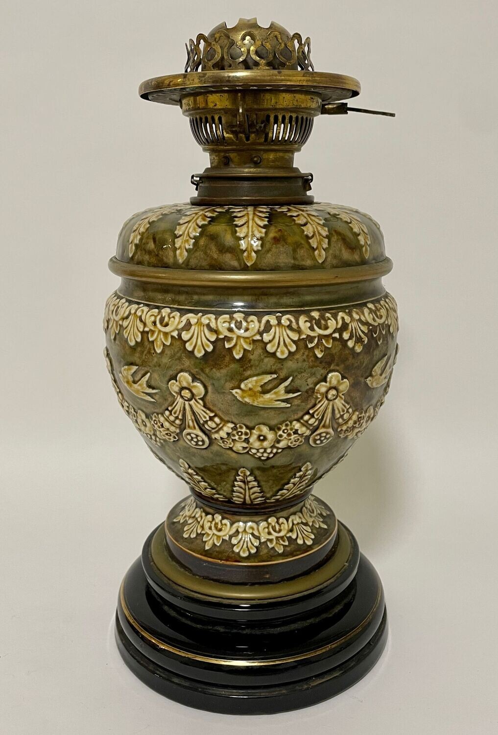 Victorian Doulton Oil Lamp