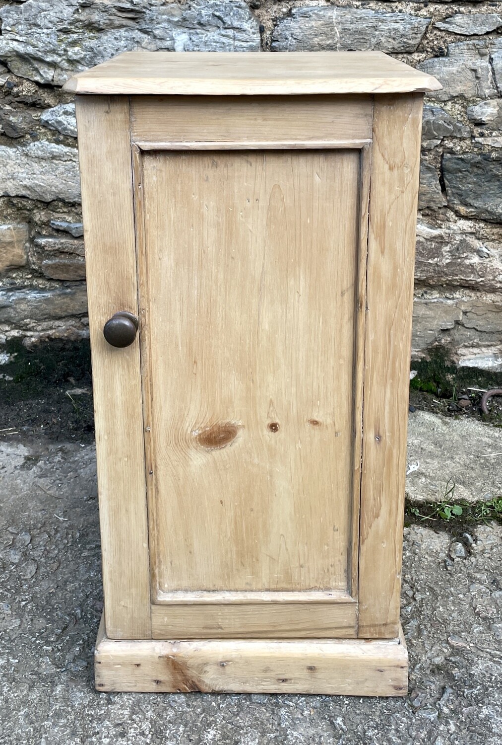 ​Antique Pine Pot Cupboard