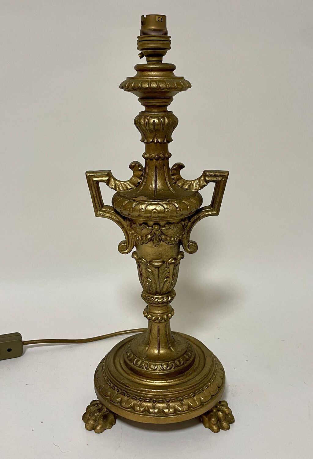Vintage Carved Giltwood Table Lamp