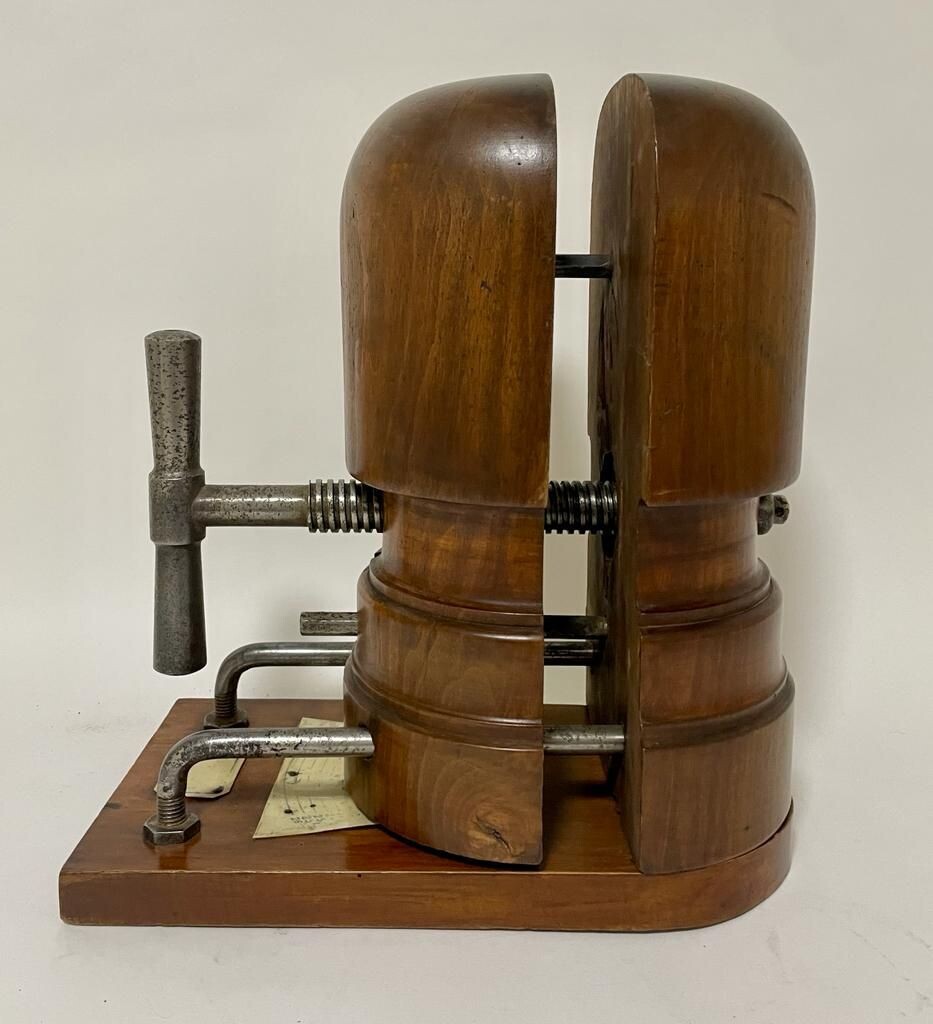 Antique Hat Stretcher