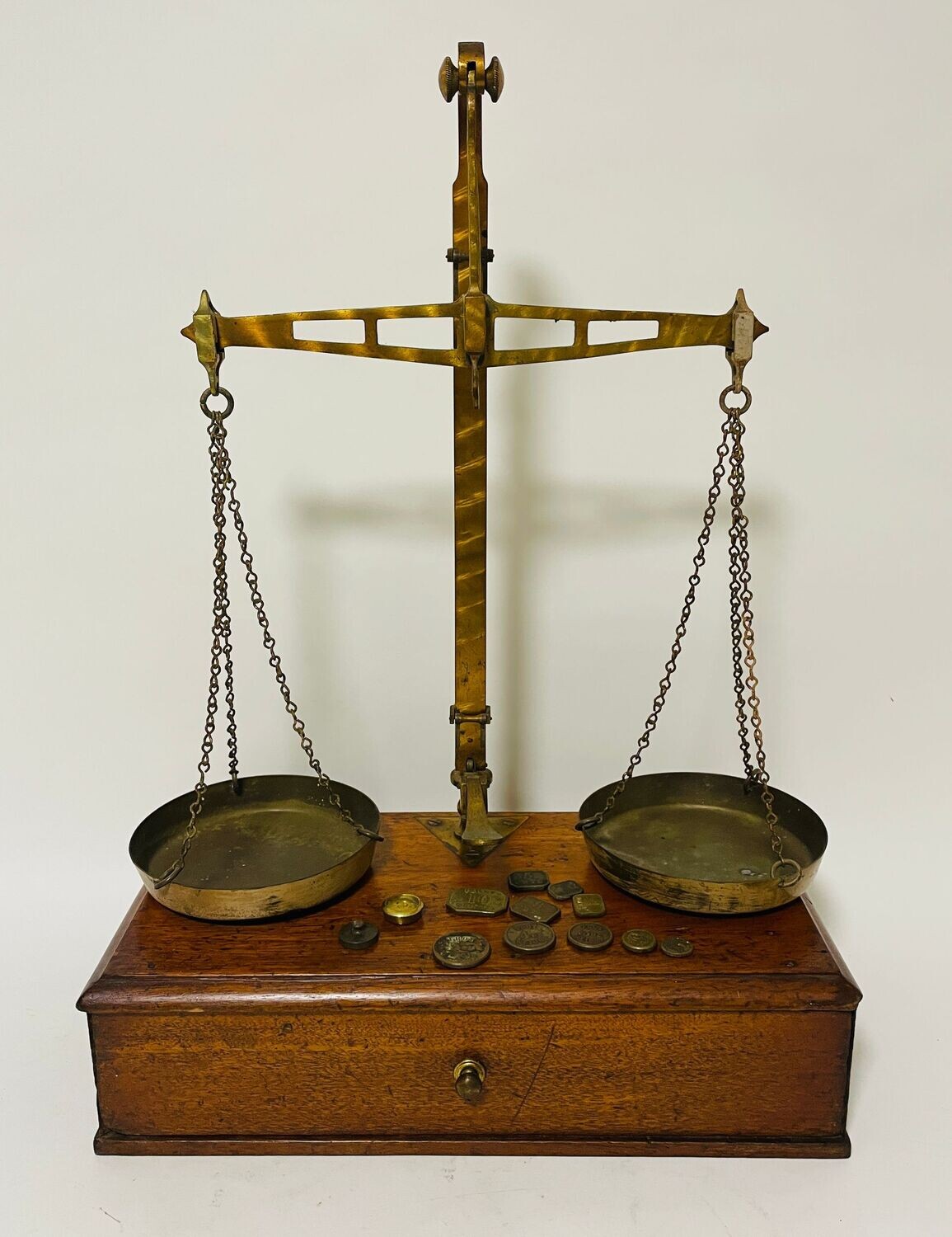 Antique De Grave Apothecary Scales