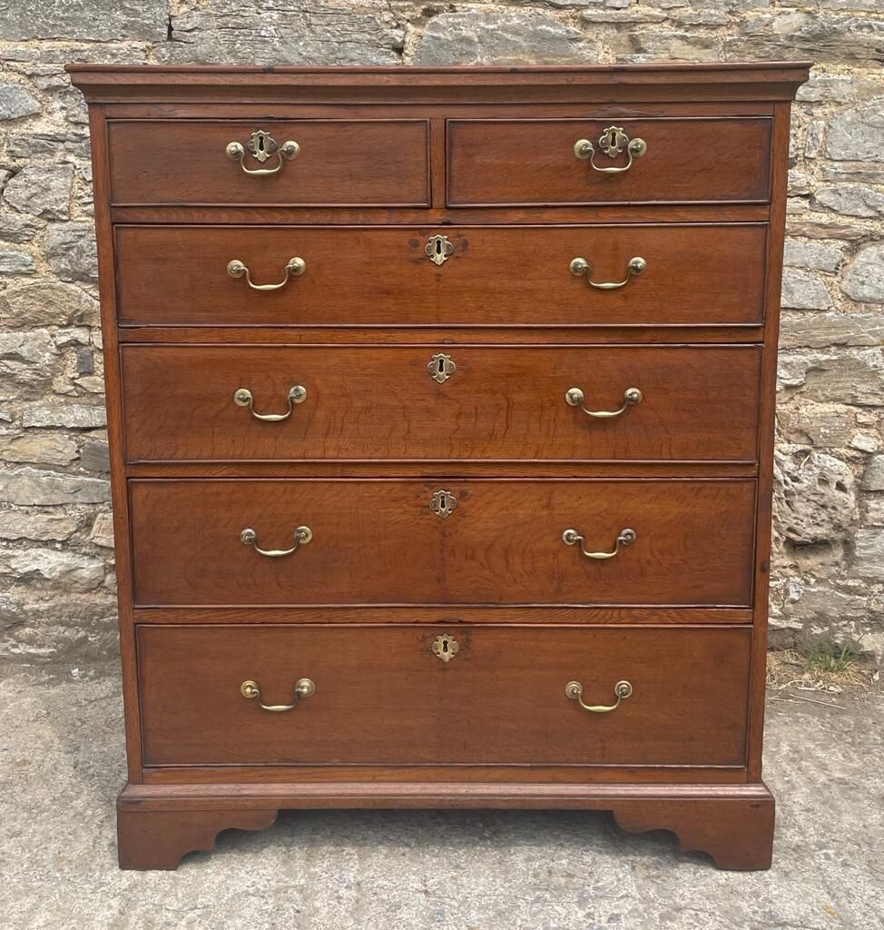 Large Georgian Oak Chest of Drawers