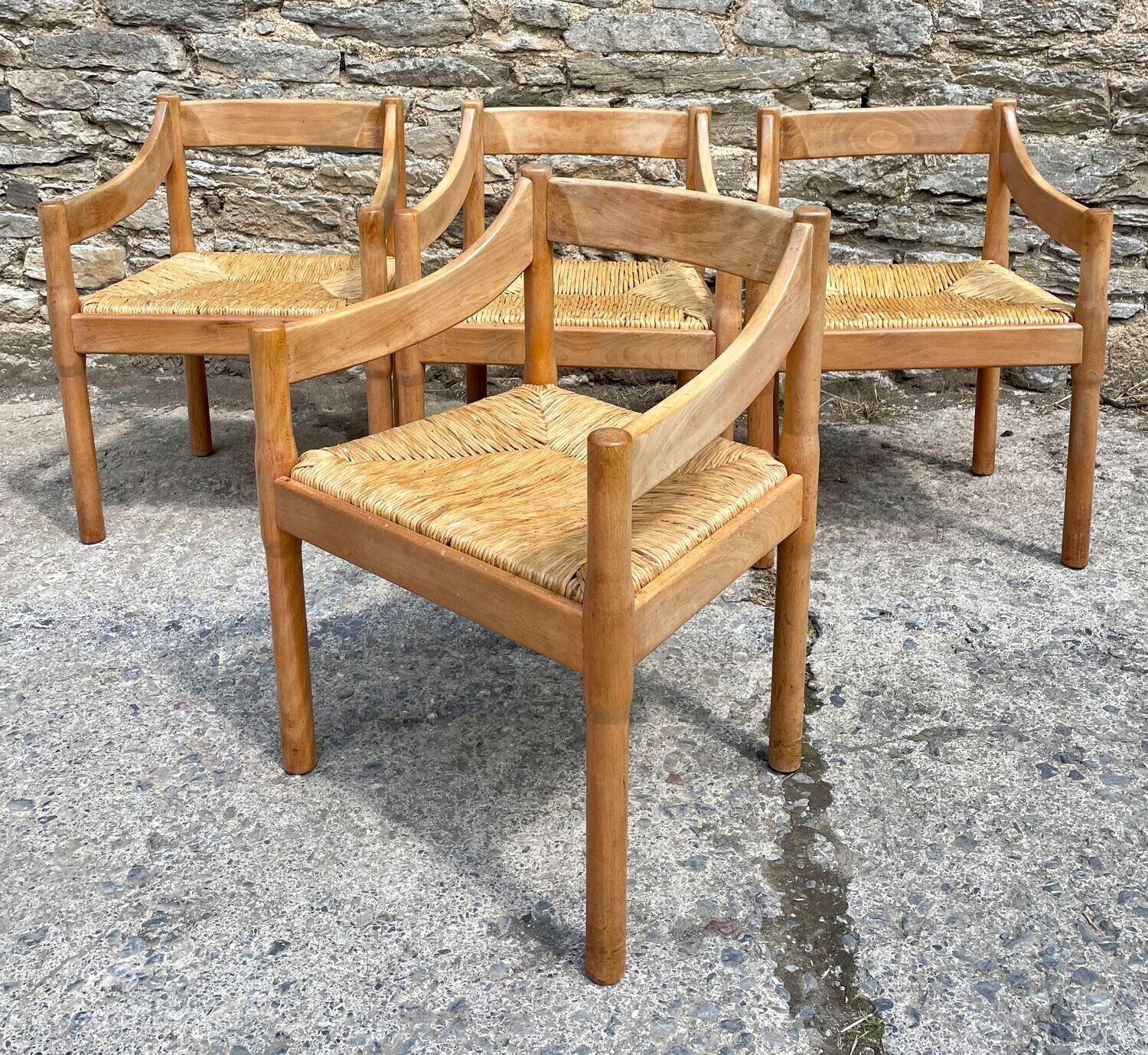 Set of 4 Beech Carimate Chairs by Vico Magistretti