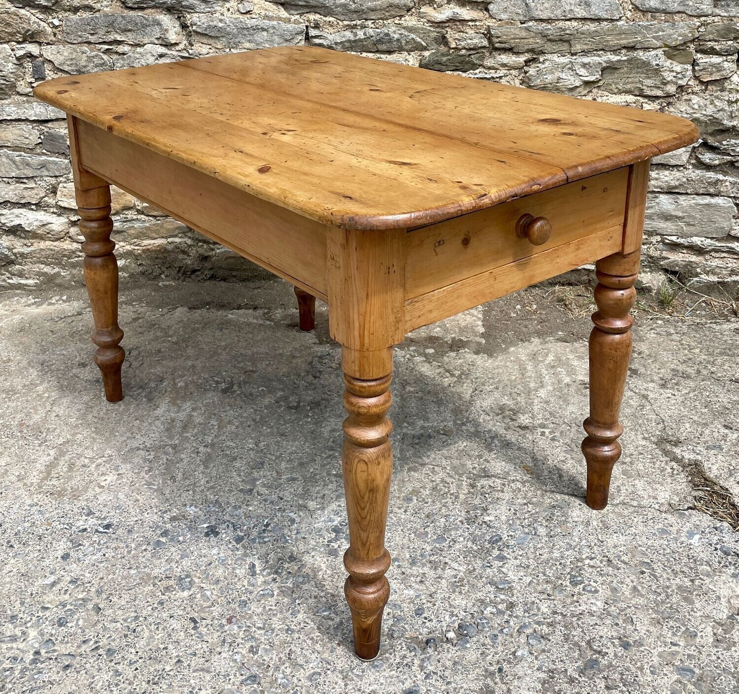 Victorian Pine Farmhouse Table