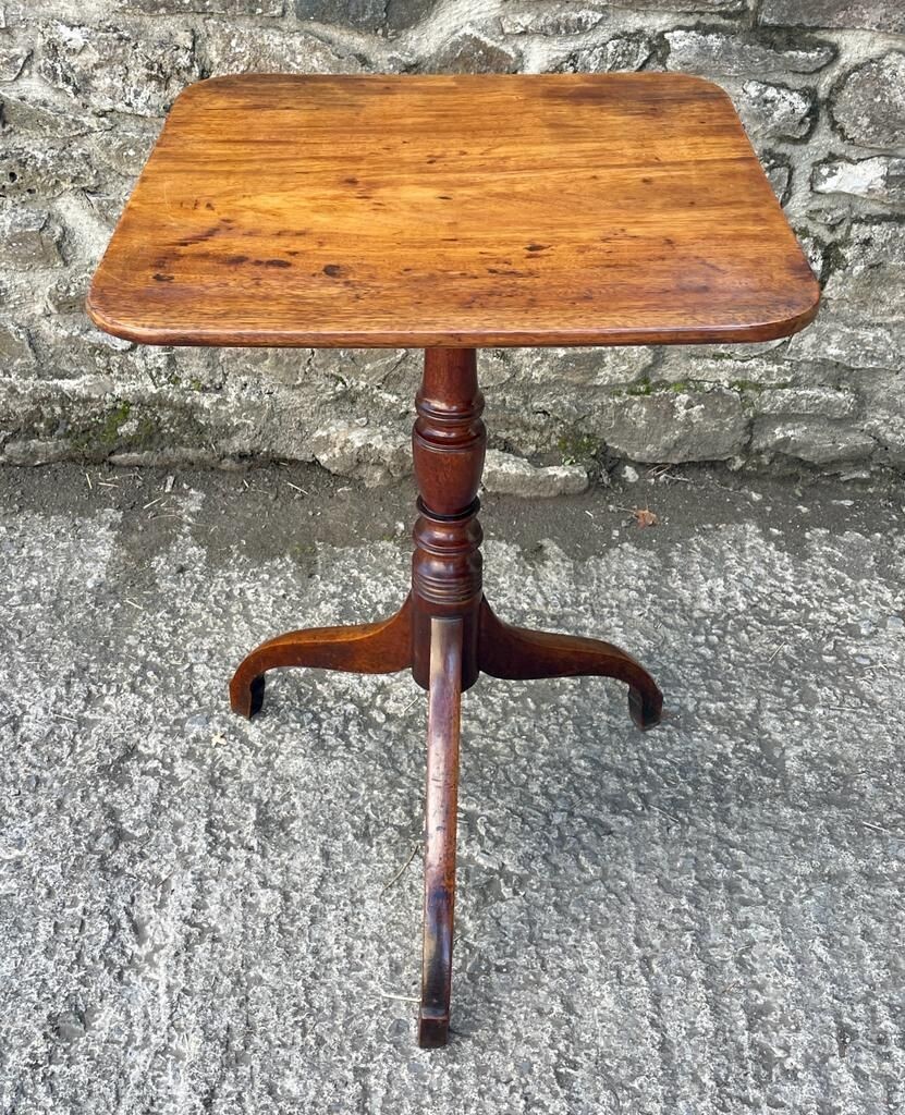 Regency Mahogany Tilt Top Wine Table