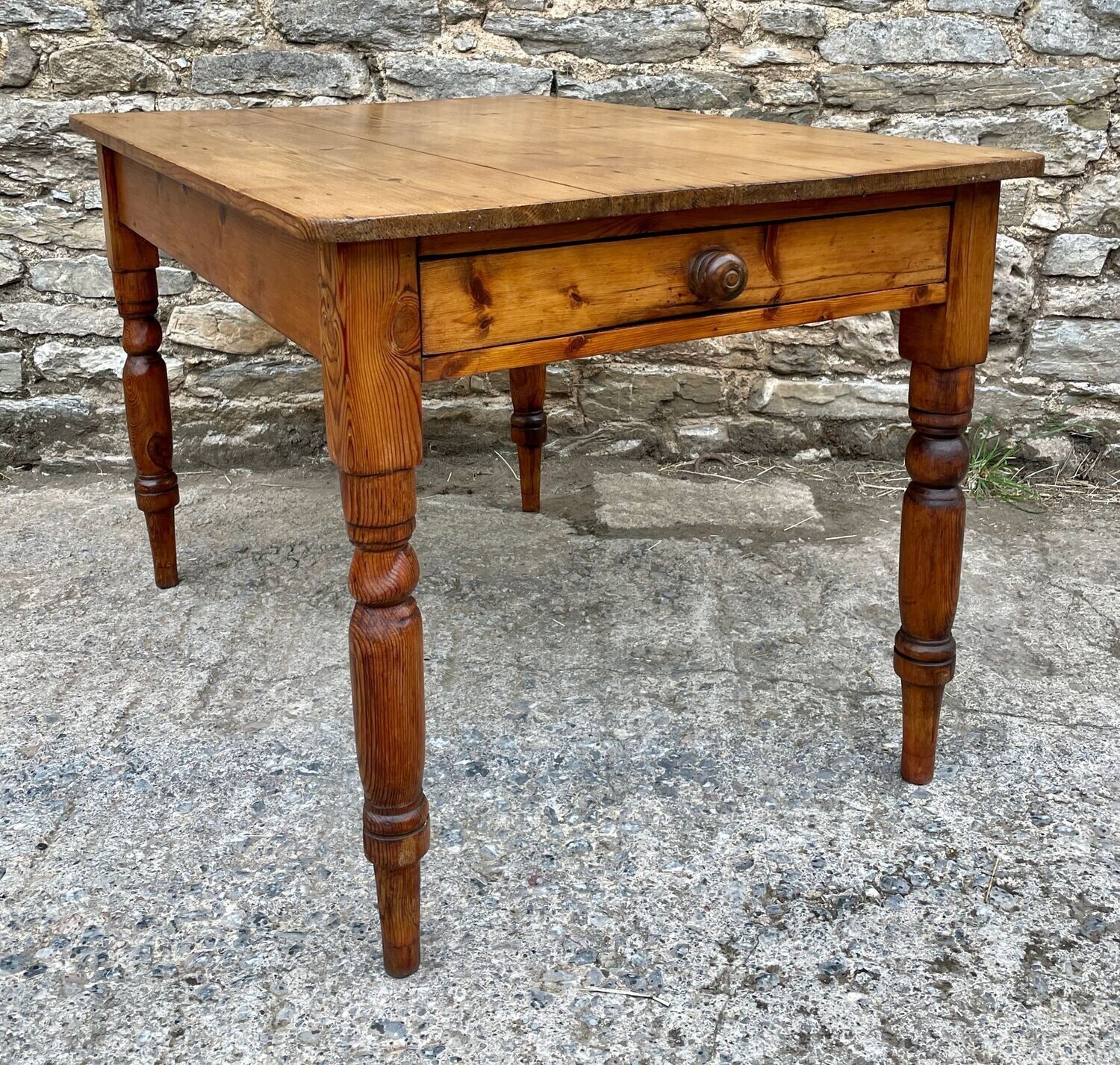 Victorian Pine Farmhouse Table