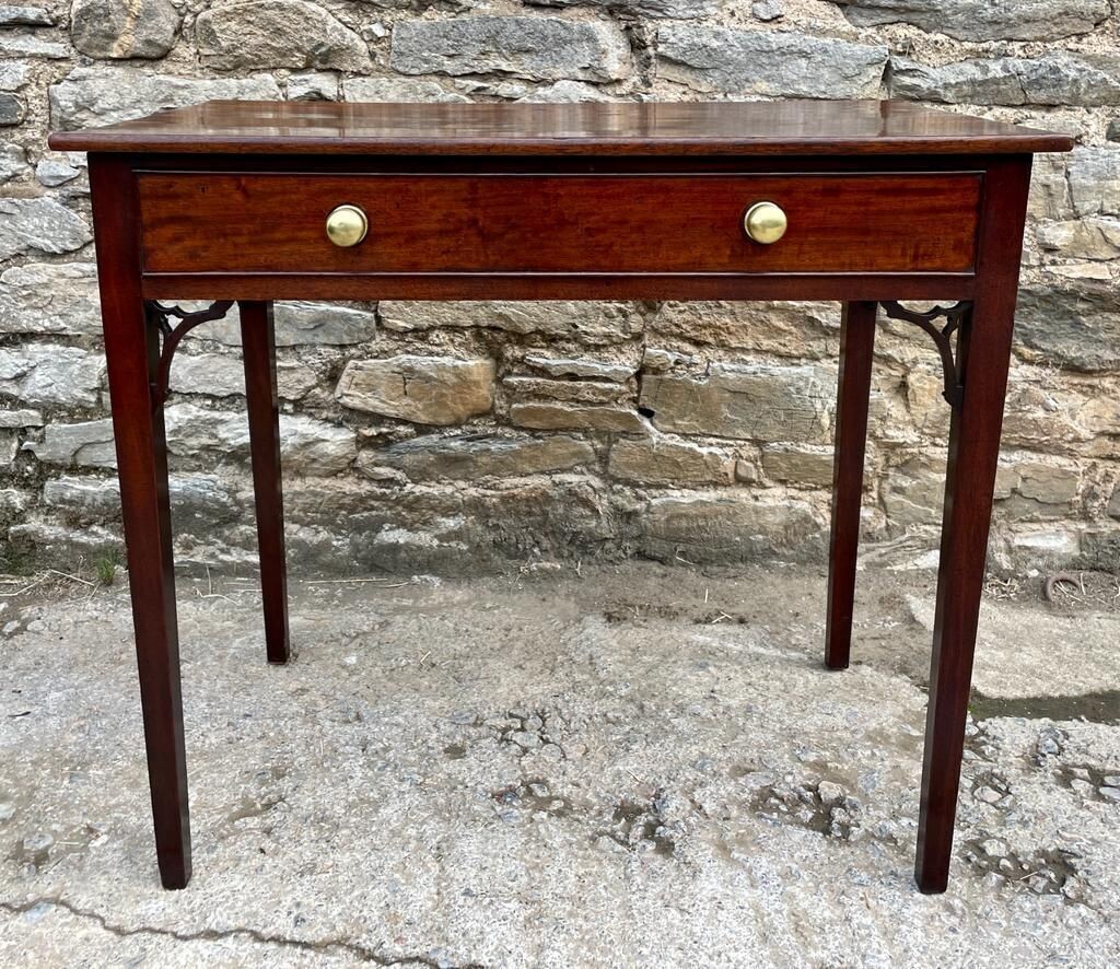 Georgian Mahogany Side Table