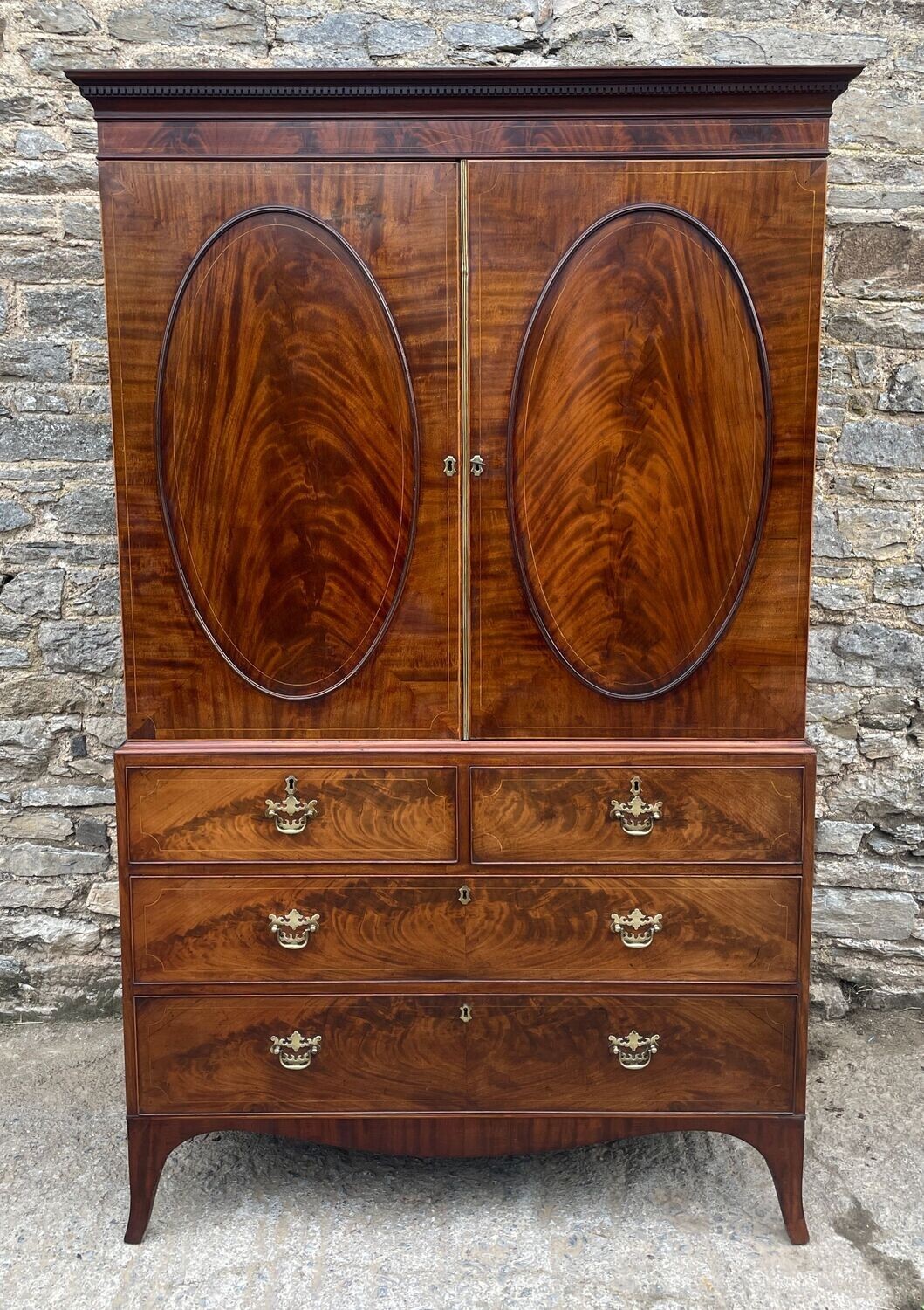 Georgian Mahogany Linen Press