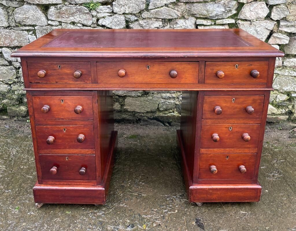 Victorian Mahogany Pedestal Desk
