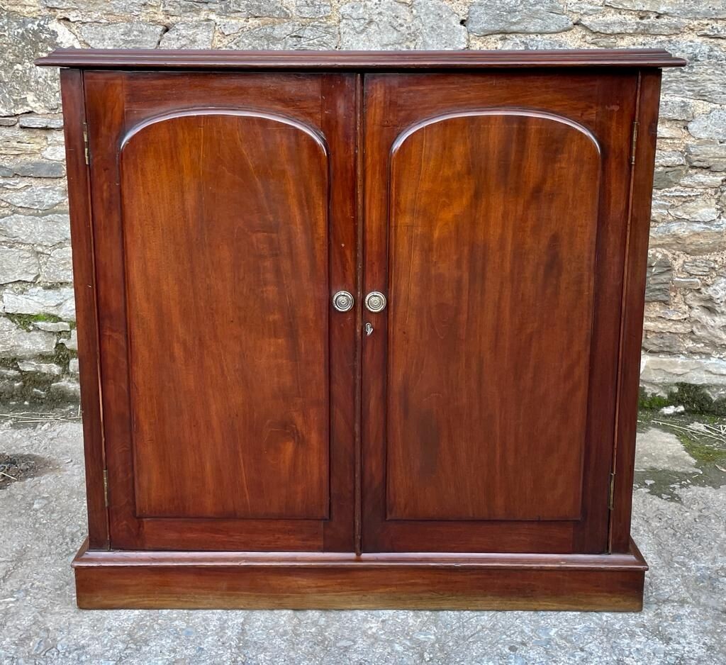 Victorian Mahogany Cupboard