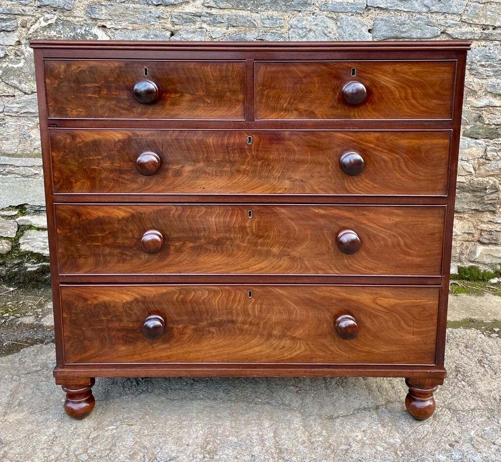 Victorian Flame Mahogany Chest of Drawers