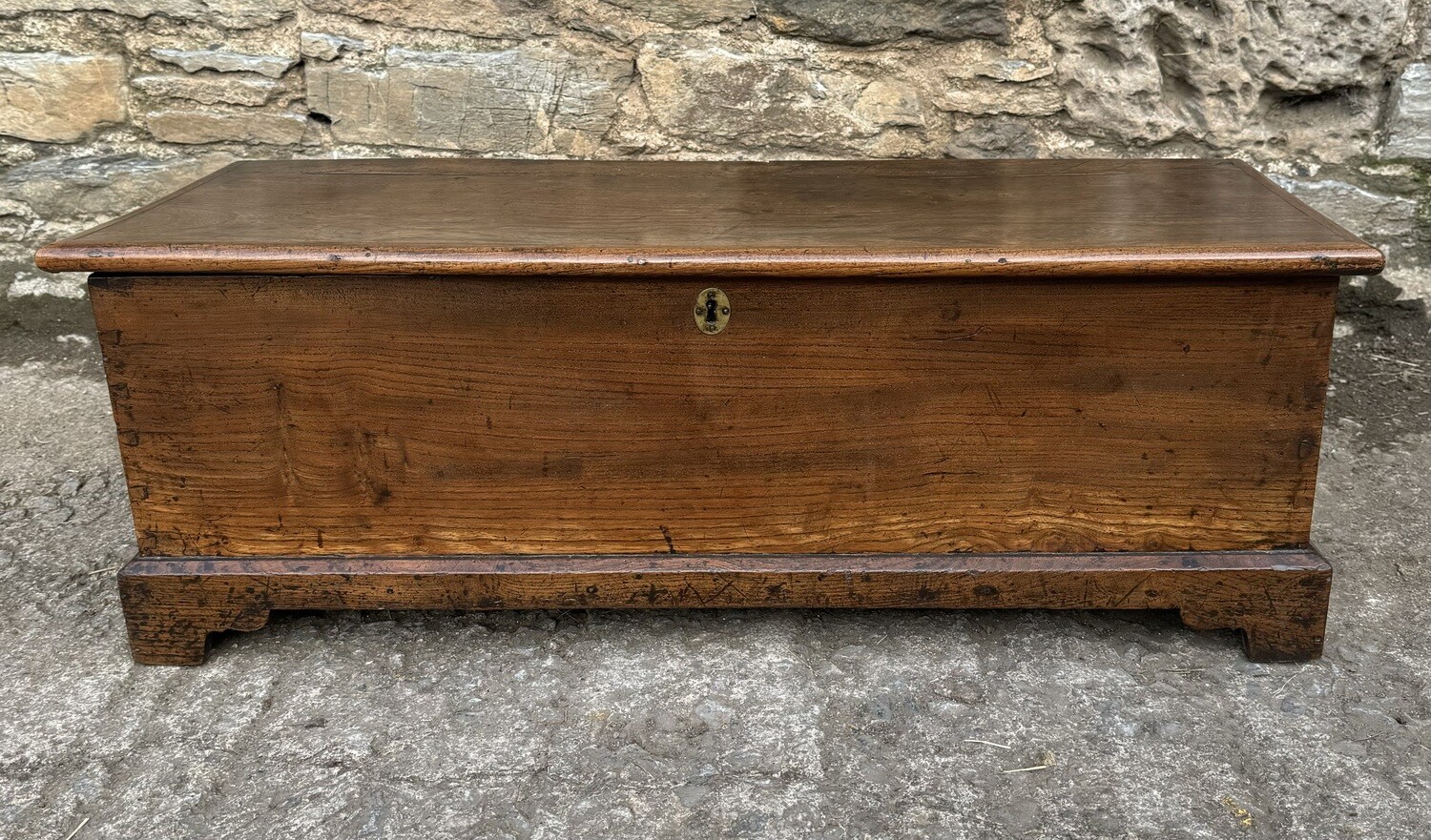 Georgian Elm Blanket Box