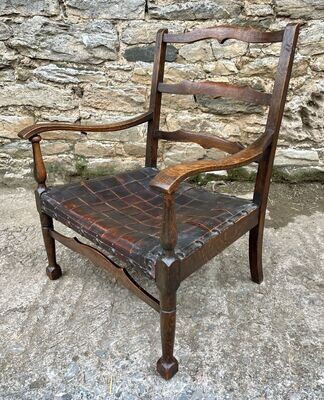 Small Arts and Crafts Oak Chair