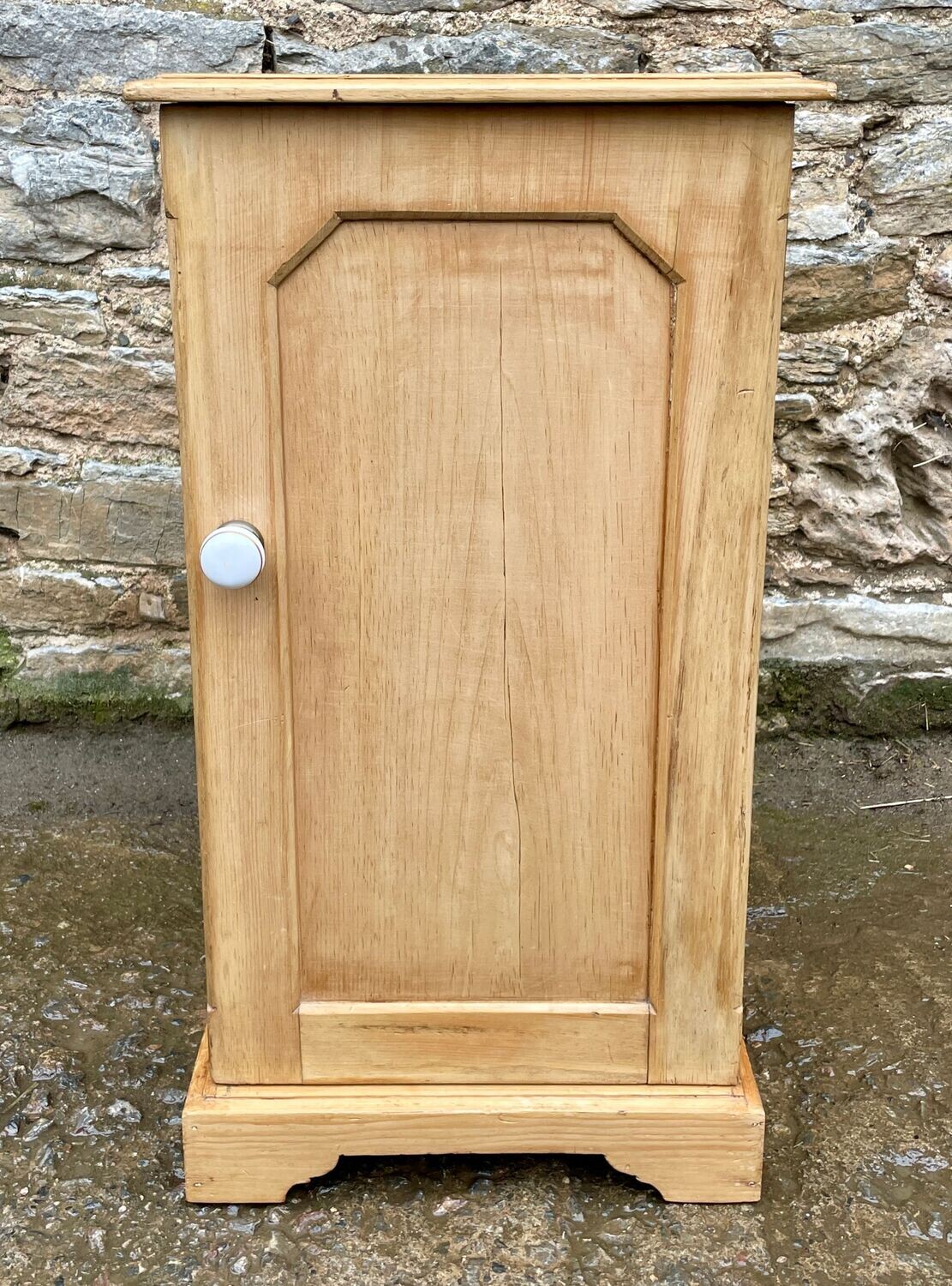 ​Antique Pine Pot Cupboard