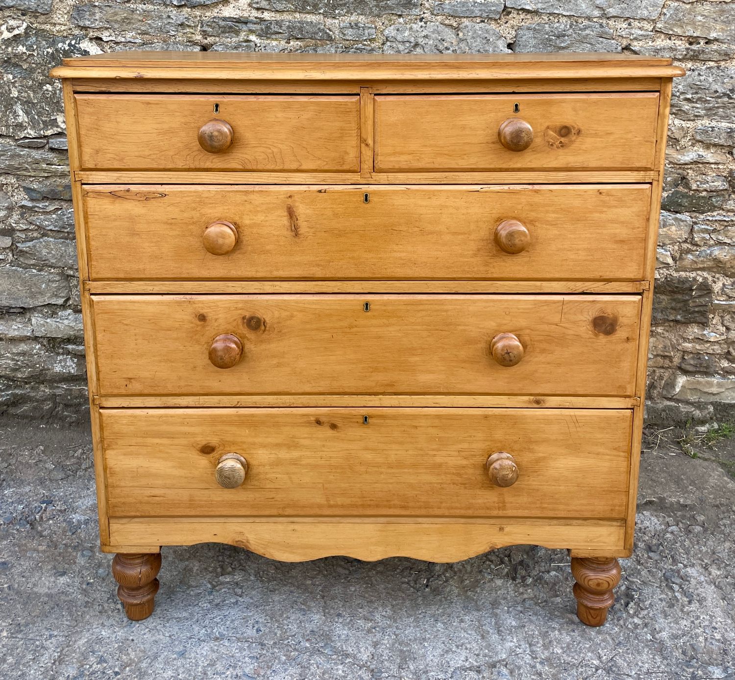 Large Victorian Pine Chest of Drawers